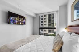 Miami Worldcenter condo/ Hotel Amenities/ sleeps 4