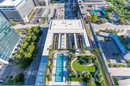 Modern Downtown Condo| 1BR |Co-Working |Pool | Gym