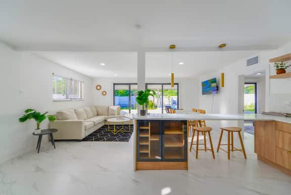 4BR North Miami Villa with Pool Patio Ping Pong