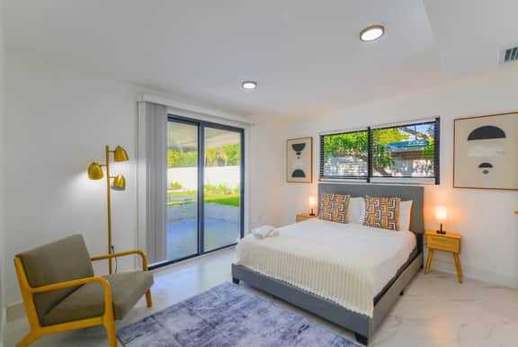4BR North Miami Villa with Pool Patio Ping Pong