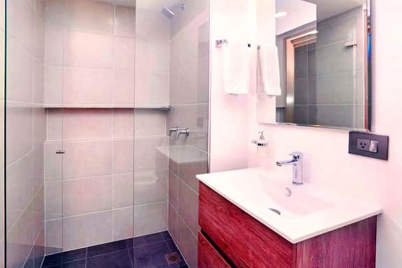 Modern Ocean View Studio Near the Beach