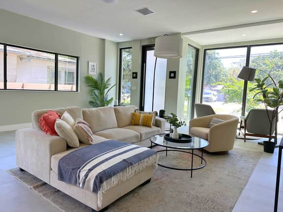 Modern 3BDR Townhouse - Near Hard Rock (FIFA)